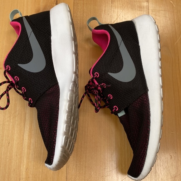 NIKE | Roshe - Picture 3 of 7